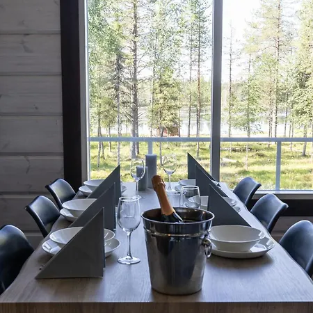 Chalet Rukan Tunturihuvilat, Ilves - Lakefront Villa With Private Beach, Sauna & Hot Tub *